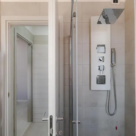 Malvani Appartement *